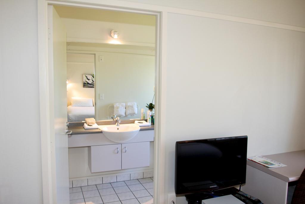 Aloha Lodge Beachside Accommodation ネルソン エクステリア 写真