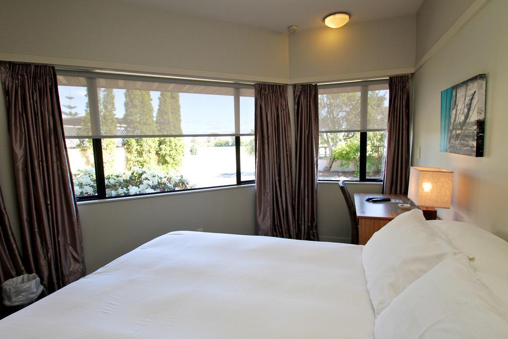 Aloha Lodge Beachside Accommodation ネルソン エクステリア 写真