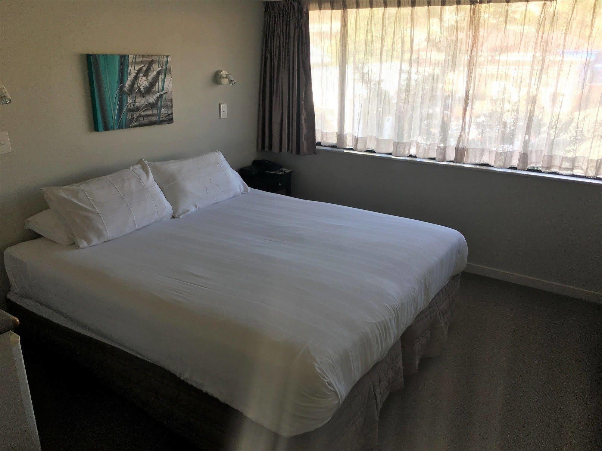 Aloha Lodge Beachside Accommodation ネルソン エクステリア 写真